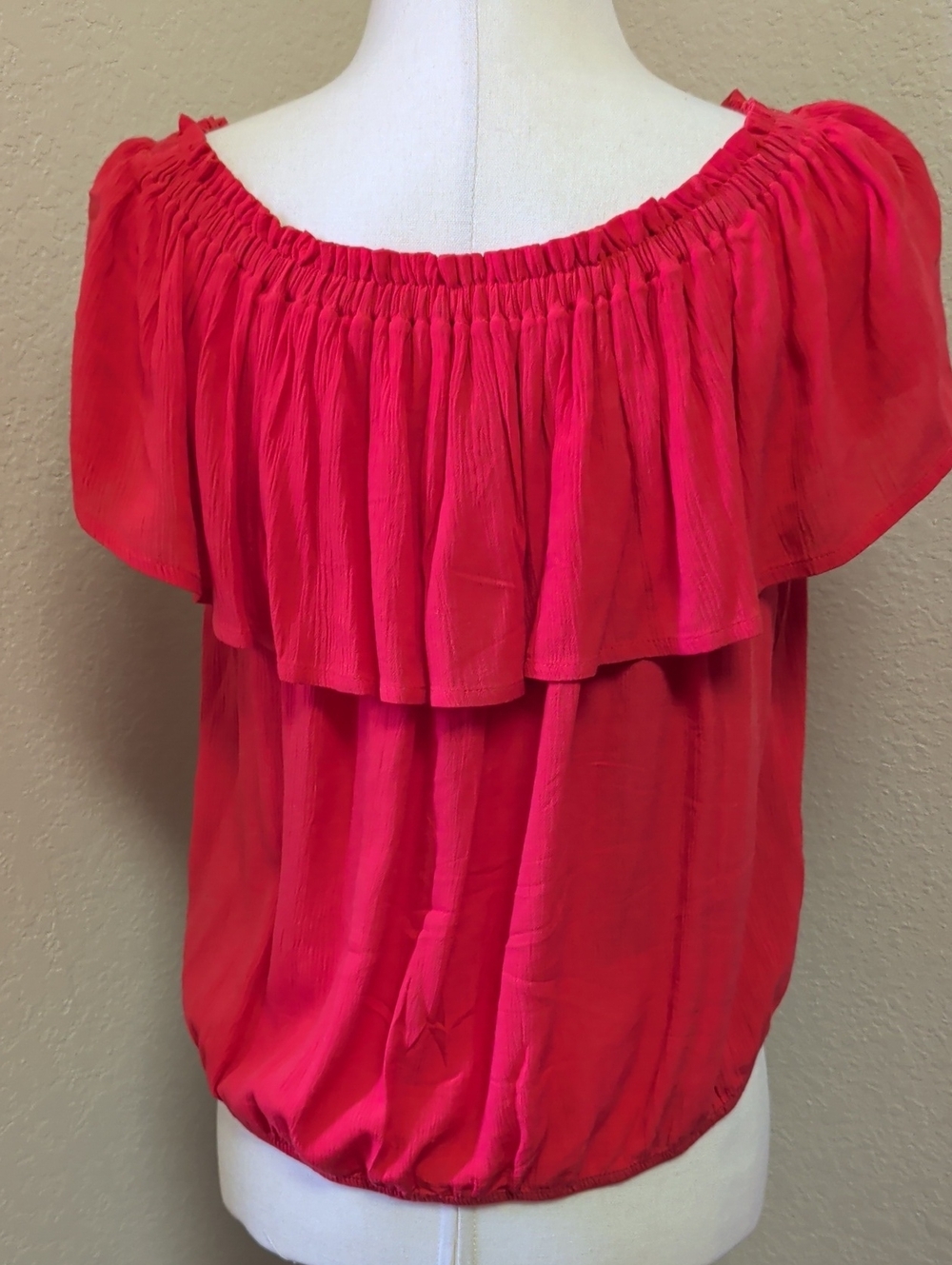 Express Red Ruffle Versatile Off Shoulder Tie Front Top Size Small - Picture 4 of 5